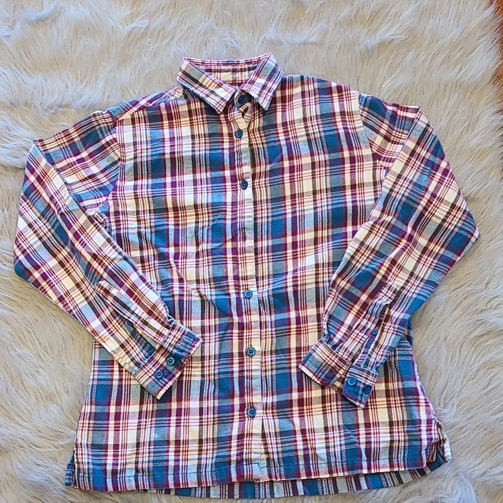 Cabelas womens teal, purple and white flannel size small